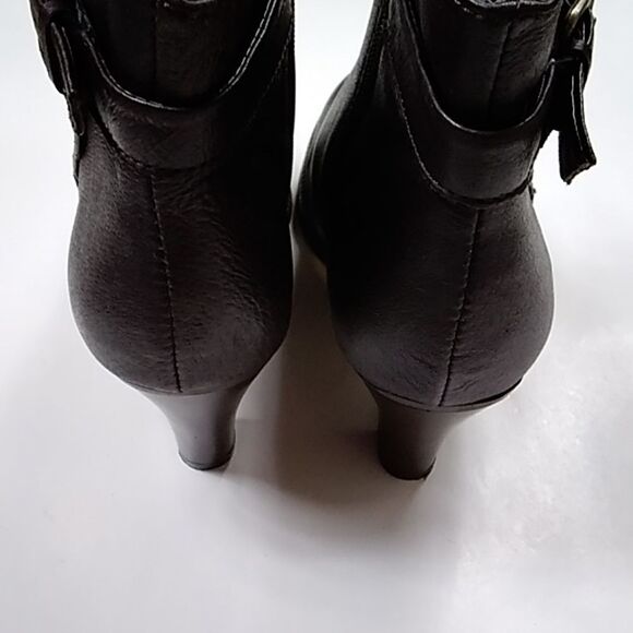 ST.JOHNS BAY EST 1984 LEATHER UPPER WOMEN SHOES BOOTS SIZE 10M - Picture 7 of 10